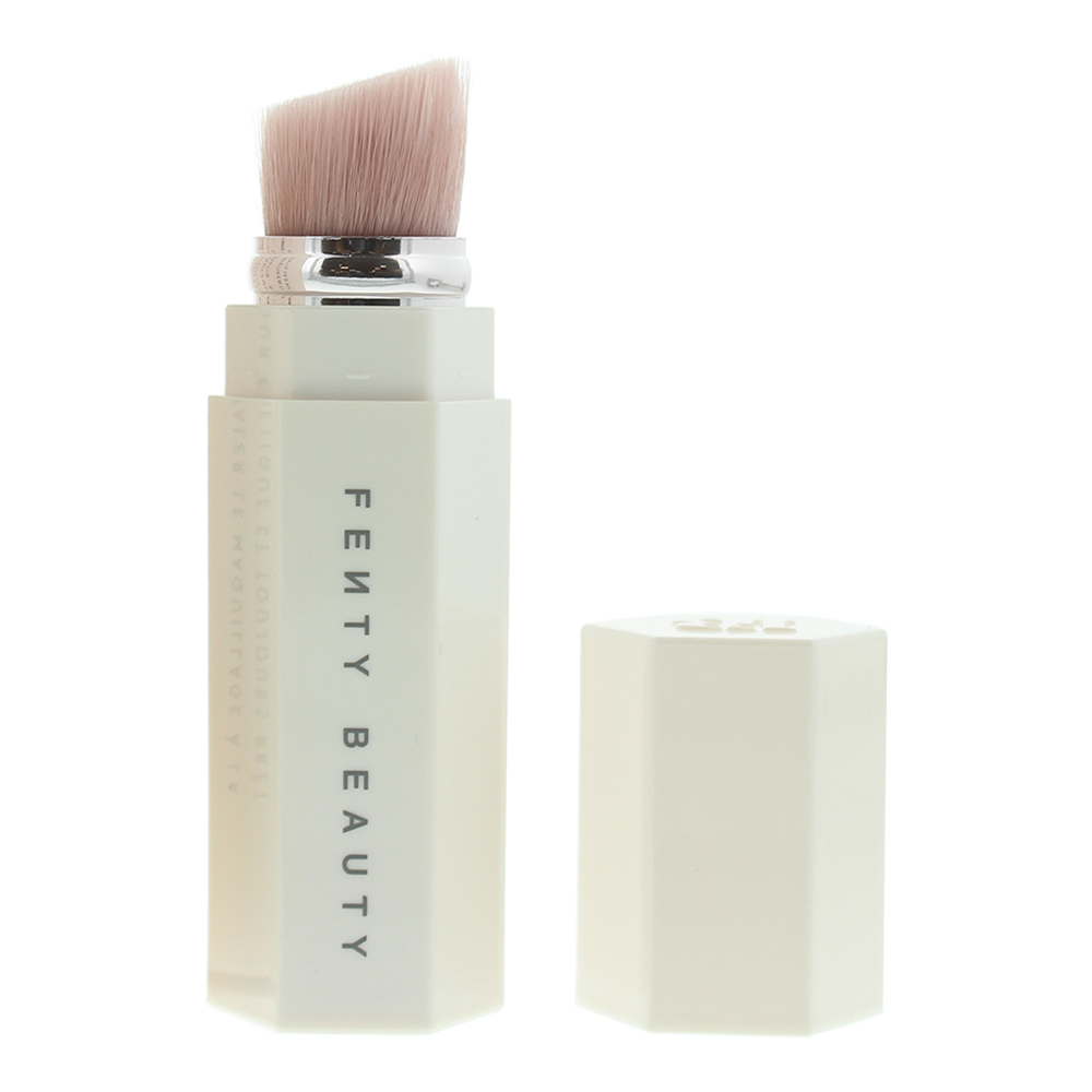 Fenty Beauty Portable Highlighter Brush 140 - Product