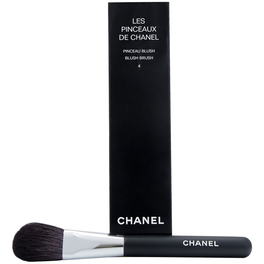 Chanel Les Pinceaux De Chanel 4 Blush Brush 